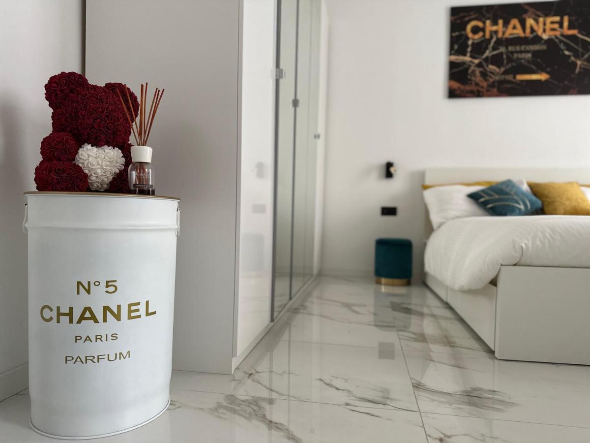 Maison Chanel Milano Dış mekan fotoğraf